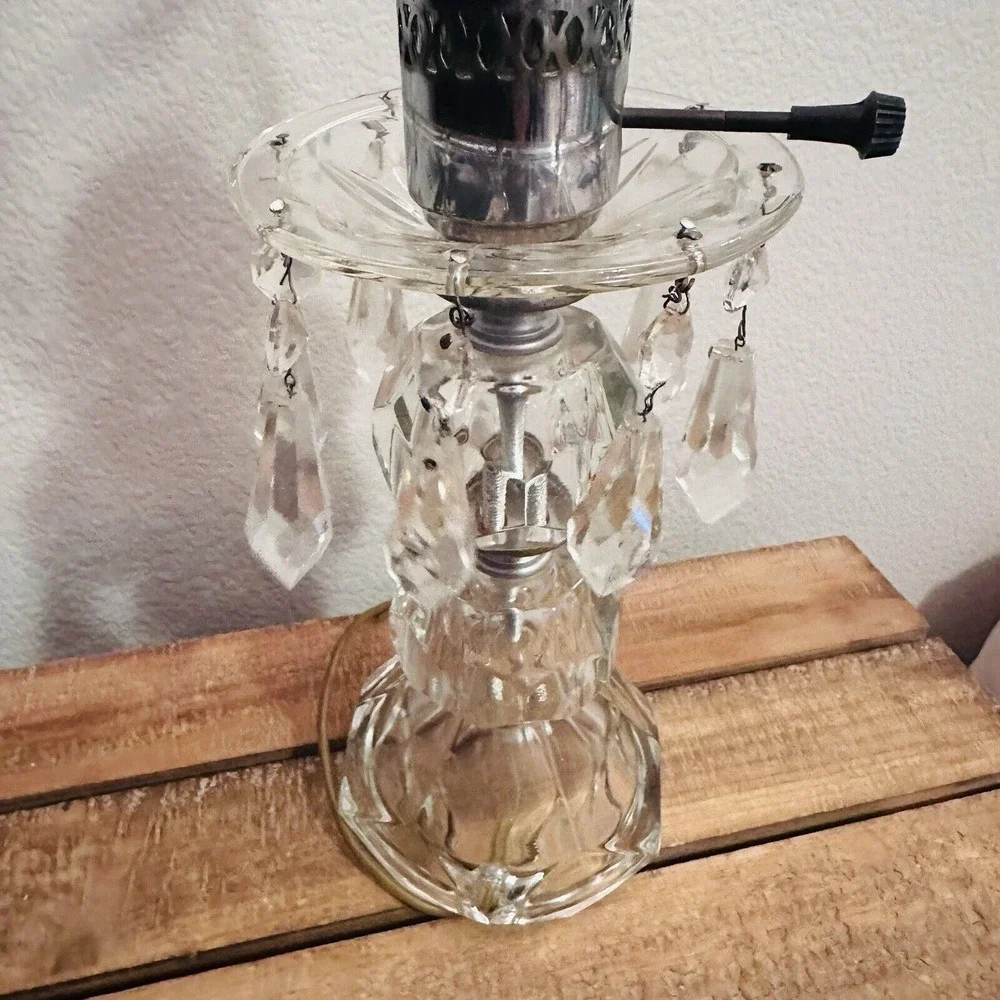 VINTAGE GLASS ROUND HURRICANE TABLE LAMP‎ WITH CRYSTAL PRISMS